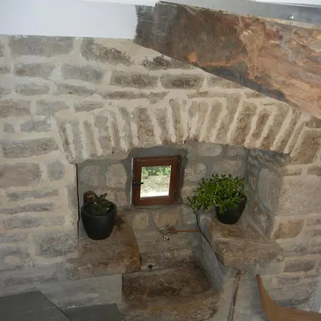 Le Plo Maisonnette Au Coeur De L'aveyron